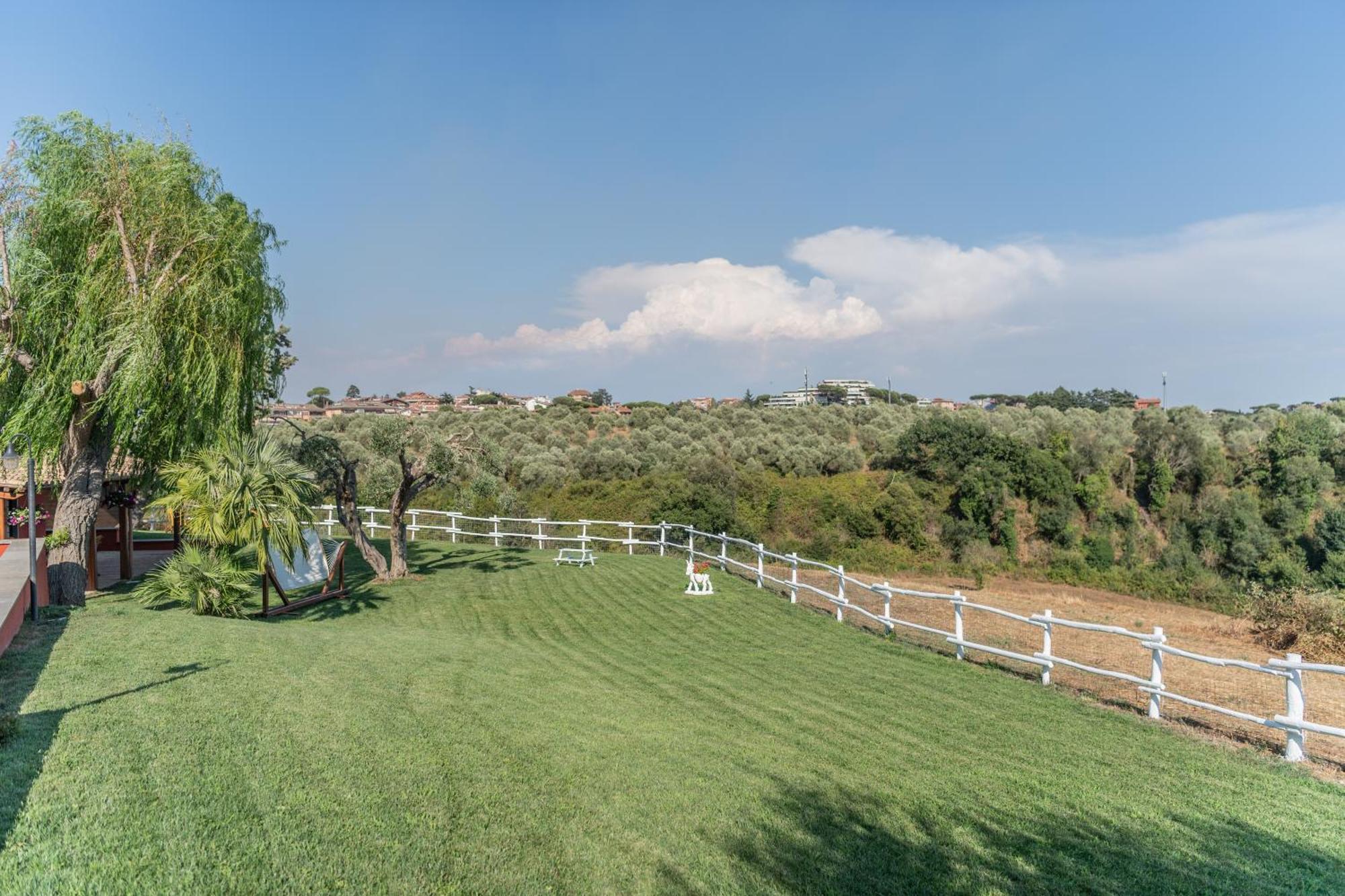 לה גיוסטיניאנה La Villetta Nel Parco מראה חיצוני תמונה